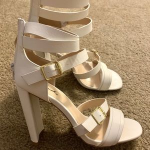 Qupid (fashion nova) white strappy heels